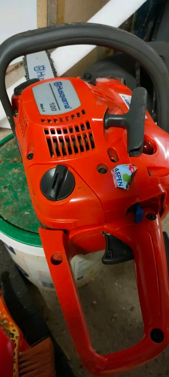 Husqvarna chainsaw - Image 4