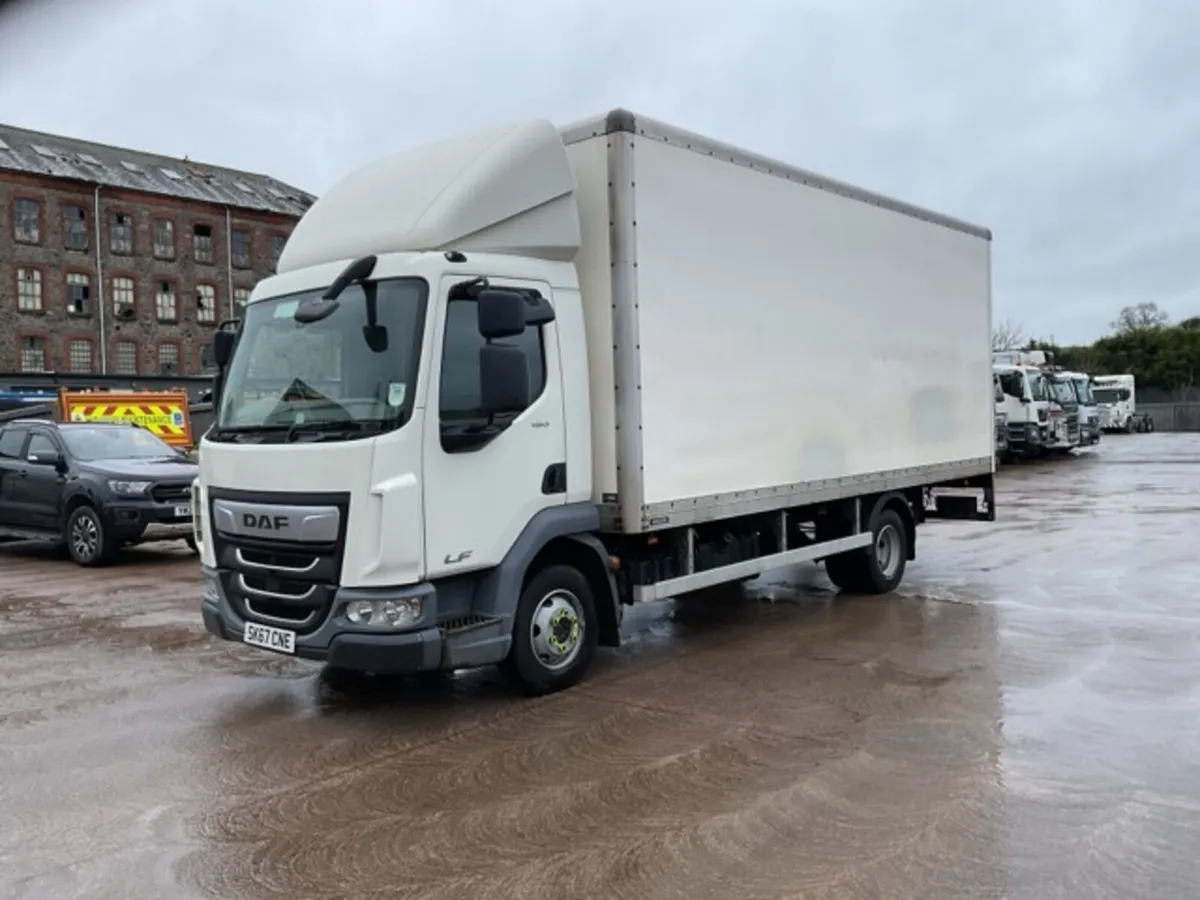 2017 DAF LF180 4x2 Boxvan - Image 3