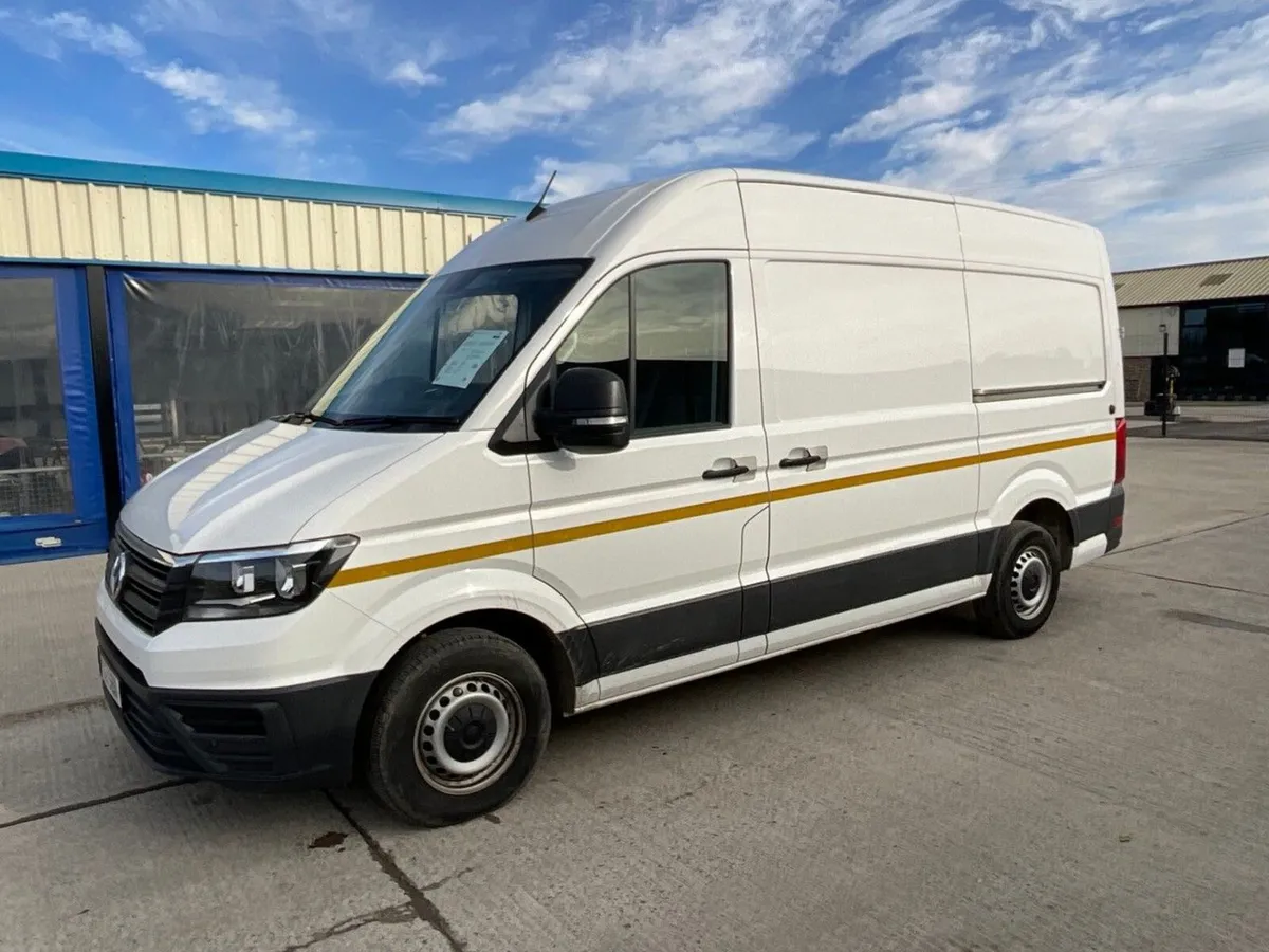 VOLKSWAGEN CRAFTER CR35 TRENDLINE MWB 2.0 TDI 140P - Image 4