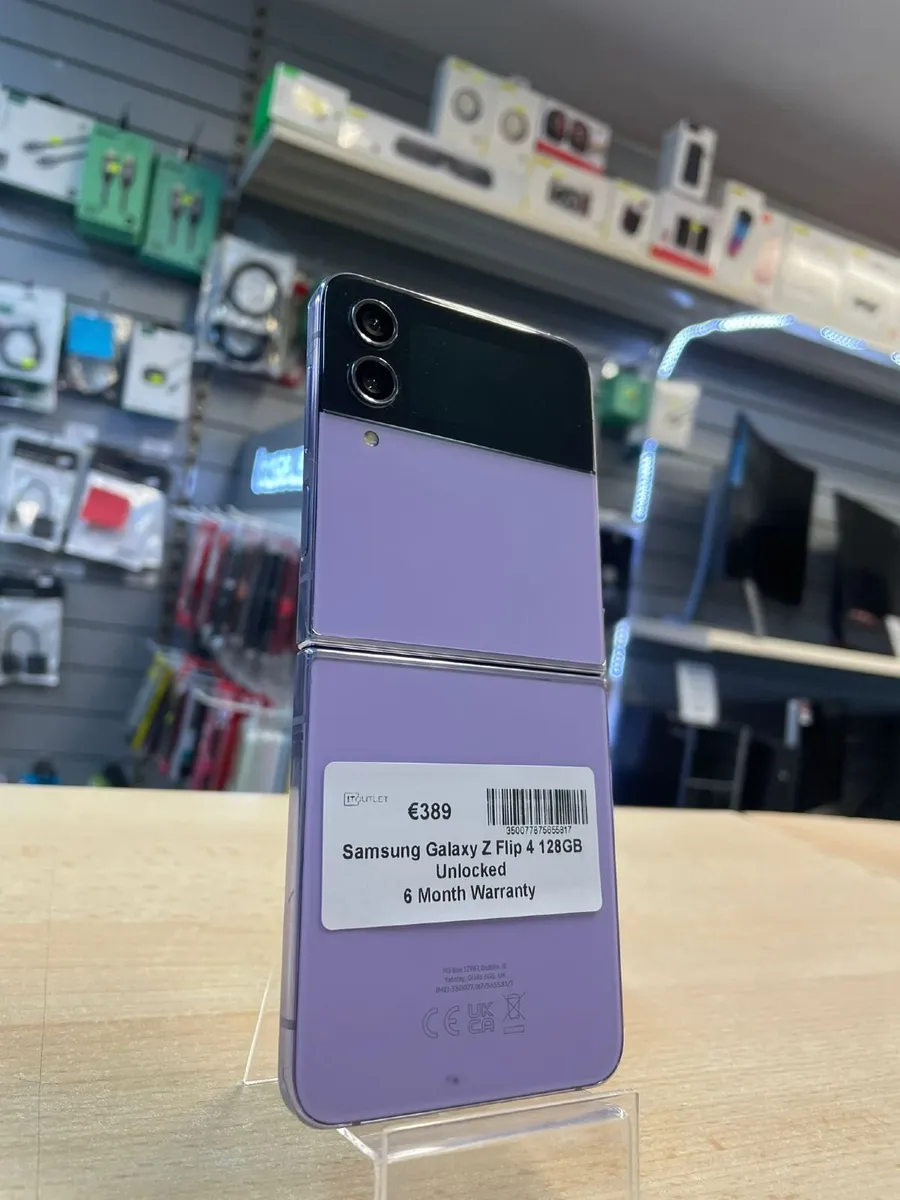 Samsung Galaxy Z Flip 4 128GB - Image 4