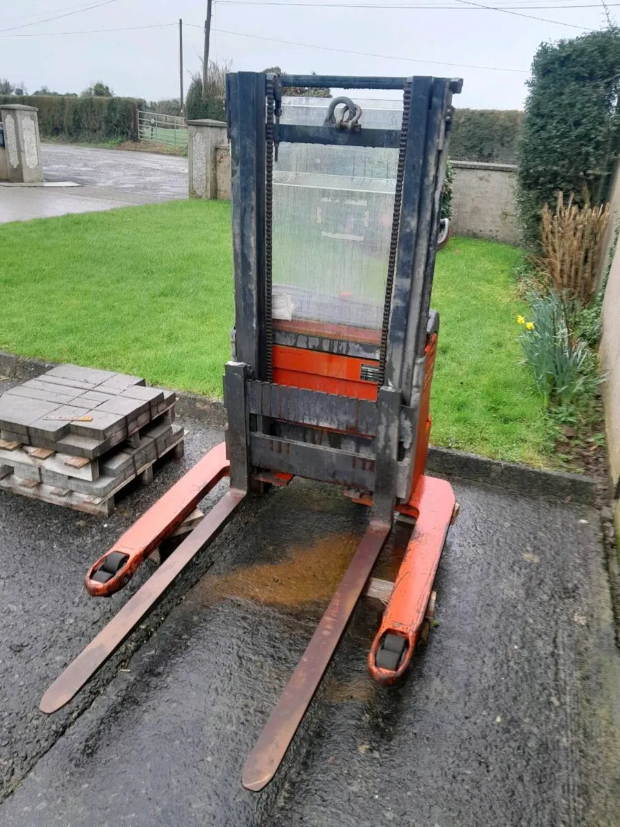 Electric Pallet Truck - Image 2