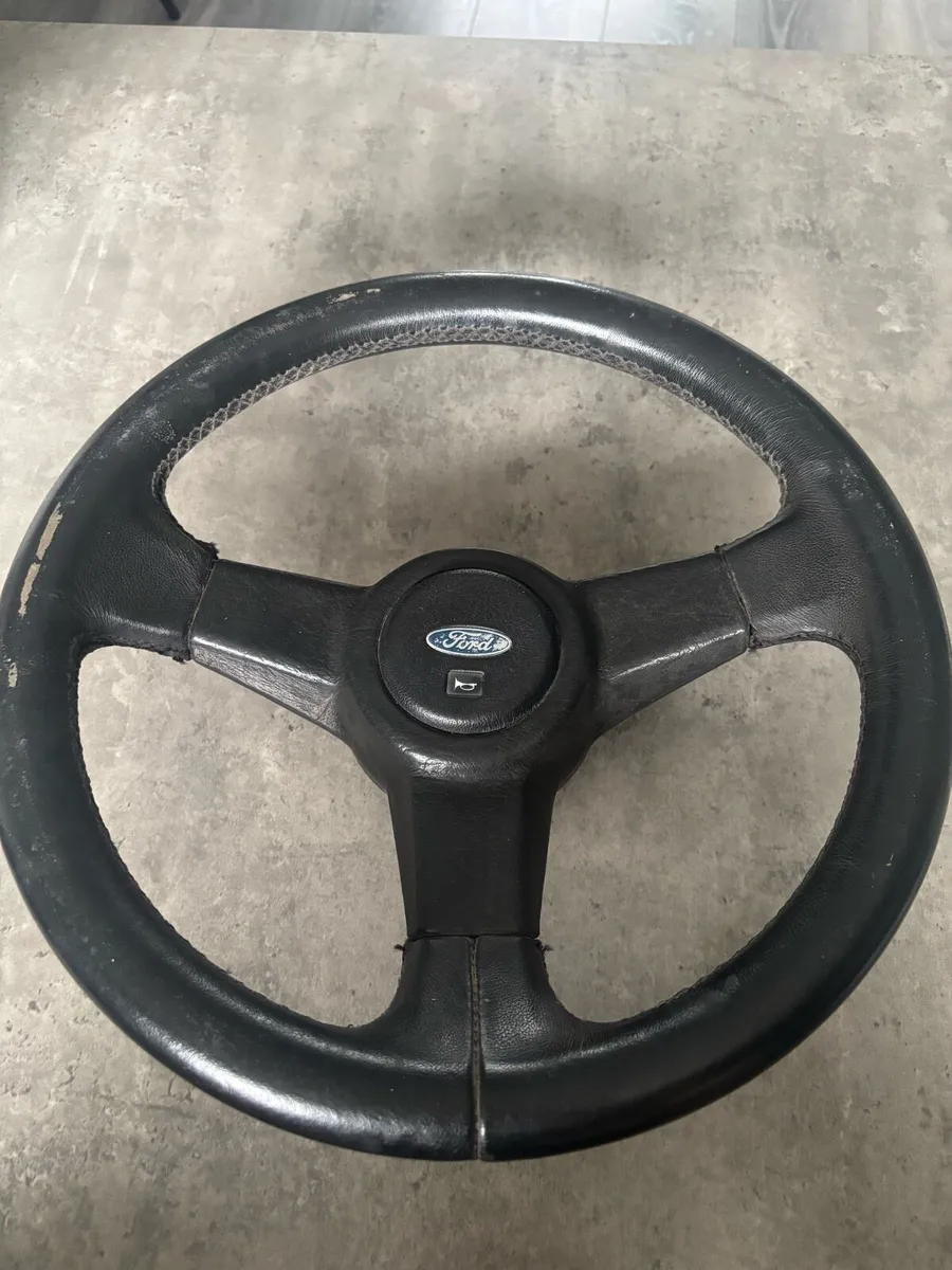 Cosworth steering wheel - Image 1
