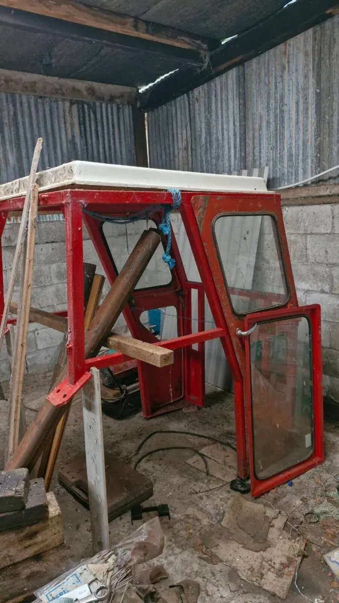 Massey Ferguson 135 cab for sale