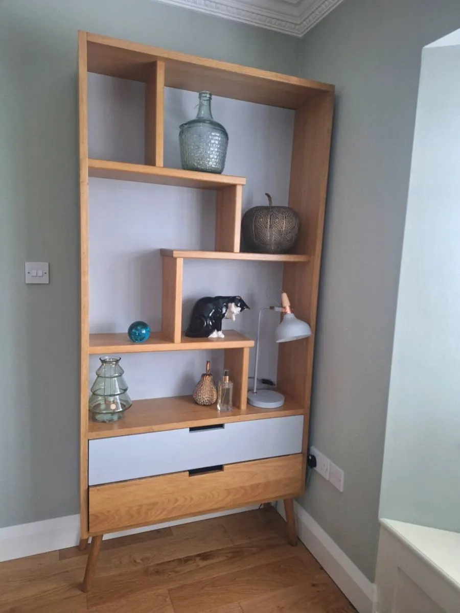 Free standing units - Image 1