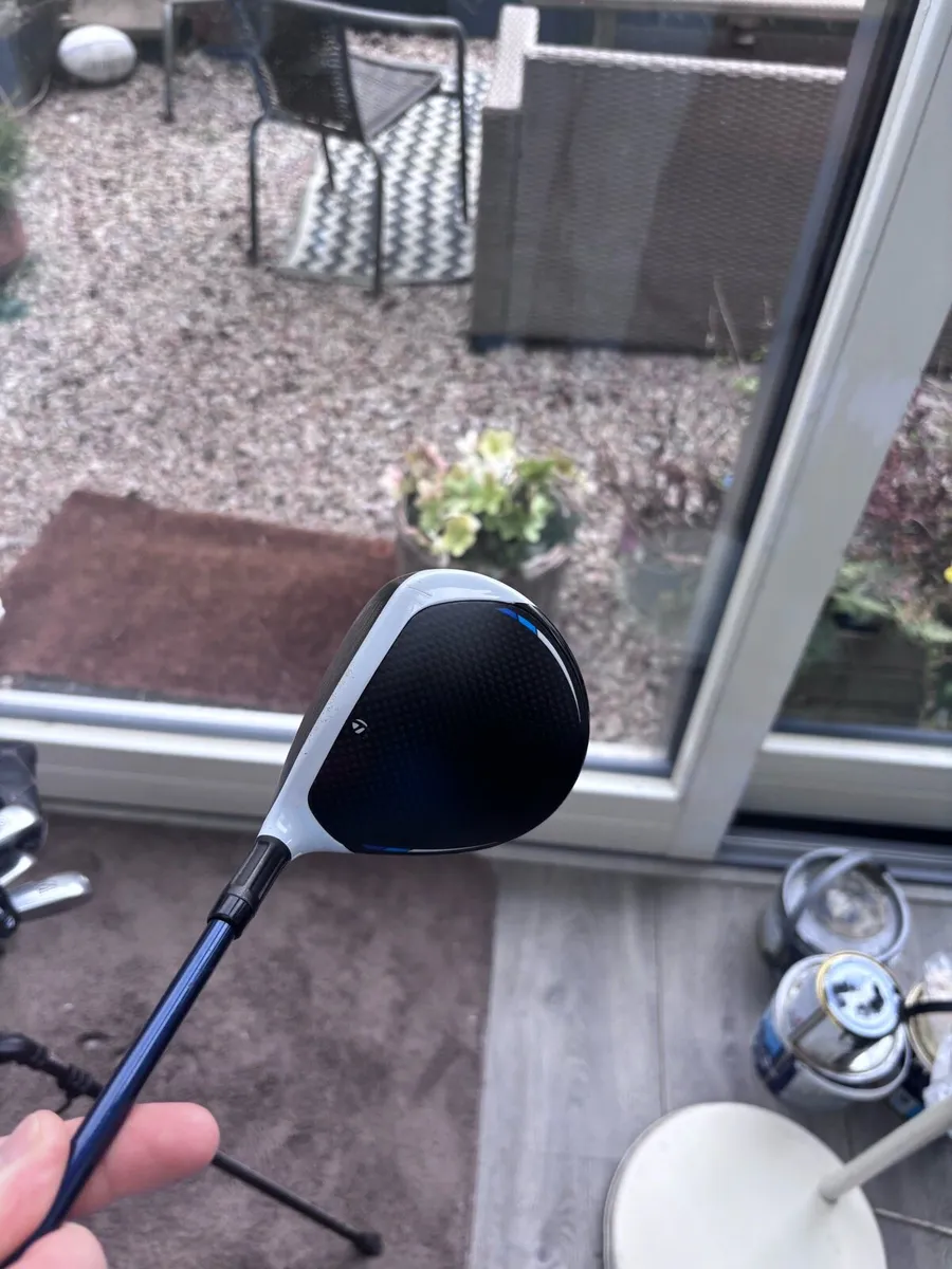 Taylormade sim 2 woods - Image 2