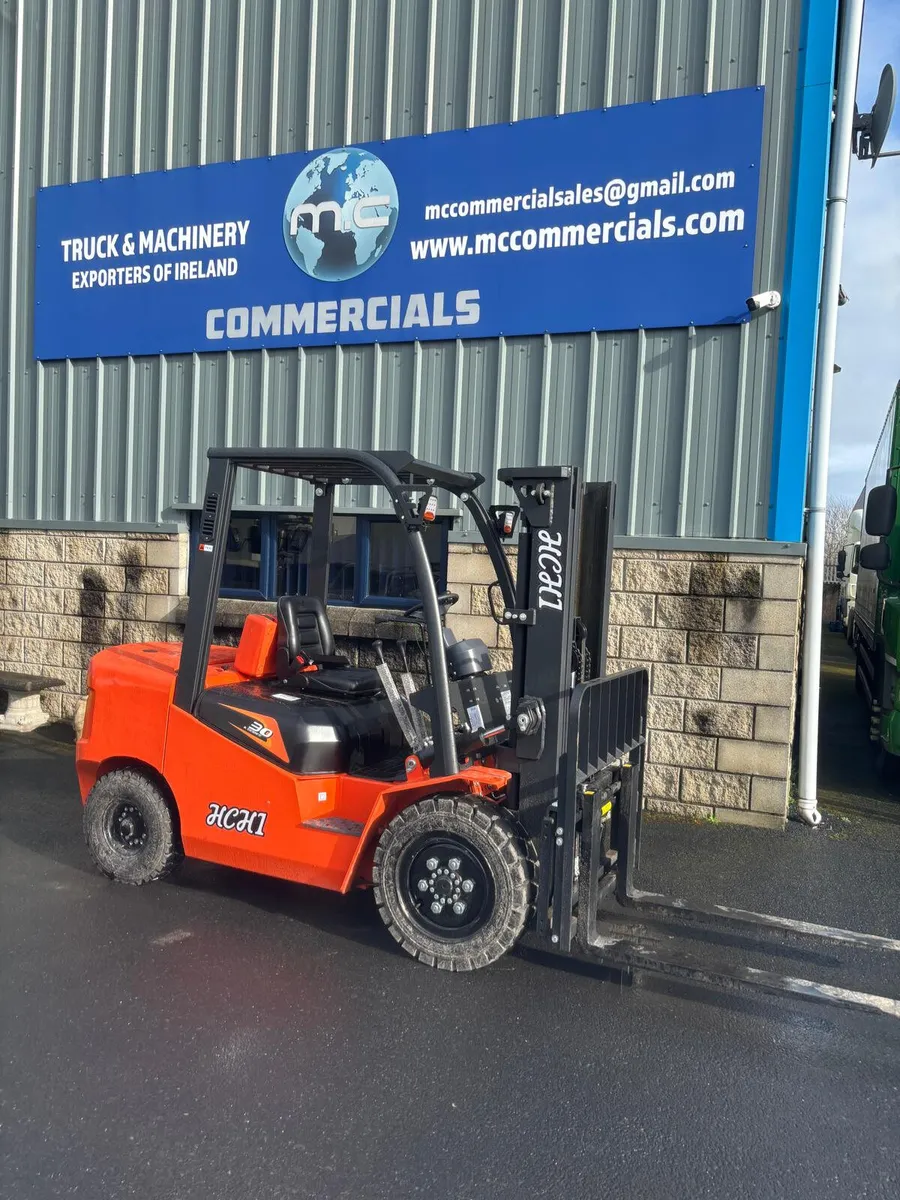 For Sale: New 3 Ton Forklift - Image 1