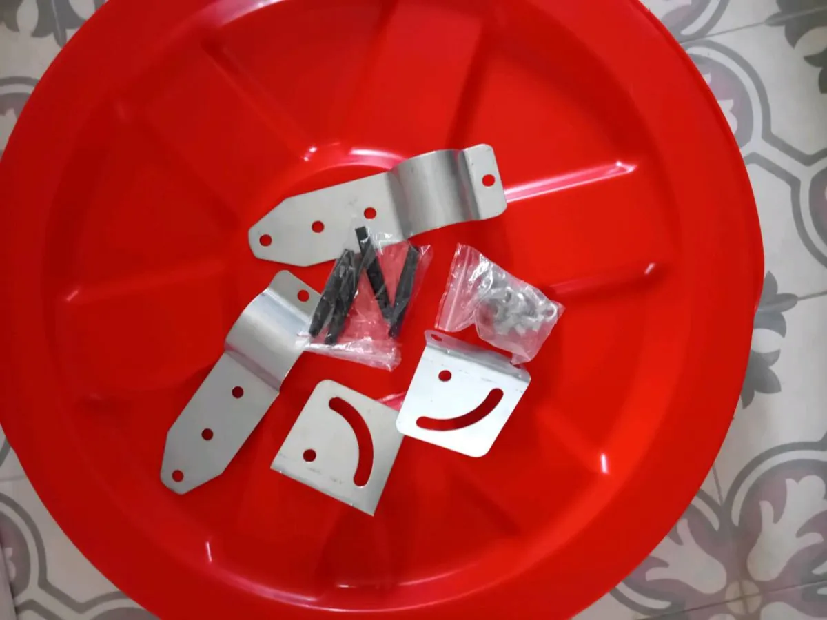 Convex Traffic Surveillance Mirror 60cms - Image 3