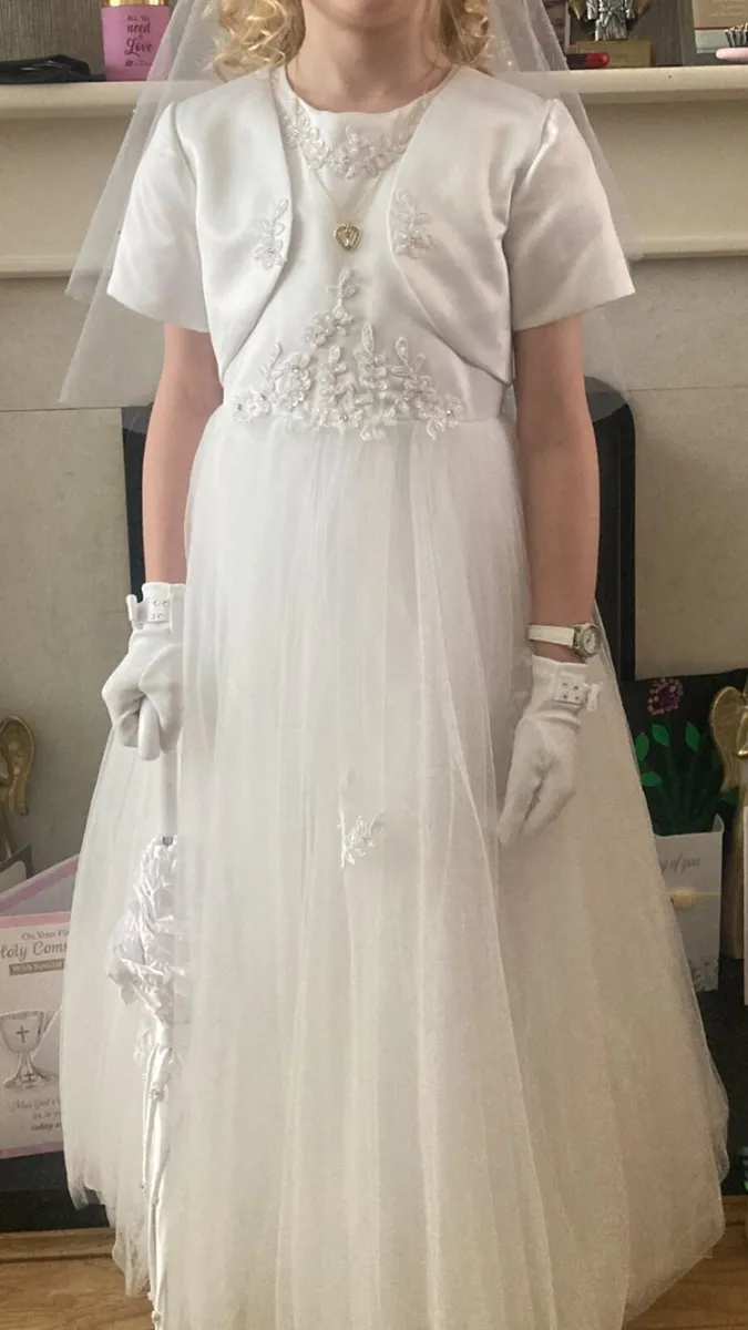 Communion dress - Image 2
