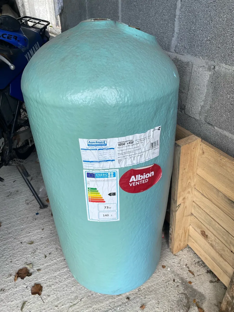 Twin Coil Copper Cylinder - Image 1