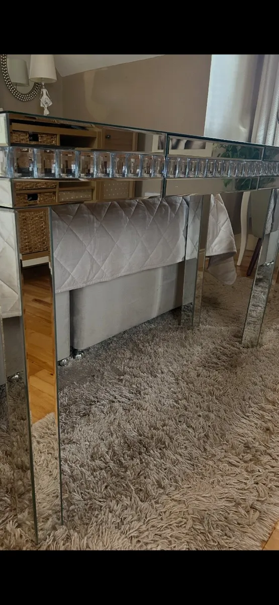 Console table/dressing table - Image 2