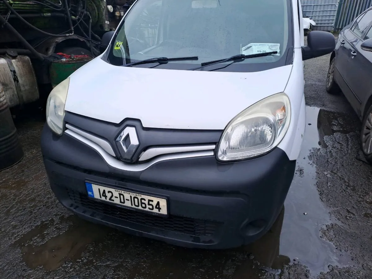 142 Renault Kangoo breaking for parts - Image 2