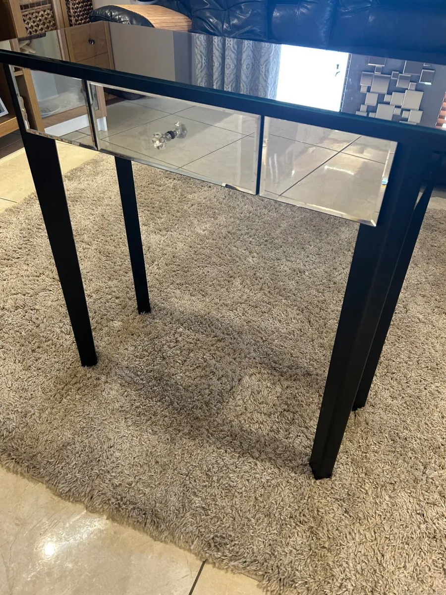 Console table - Image 2