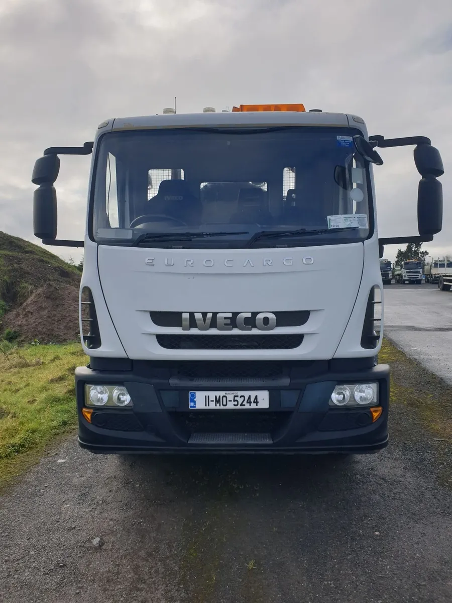 Iveco 140 E18 14 ton 3 way tipper (very low kms) - Image 2