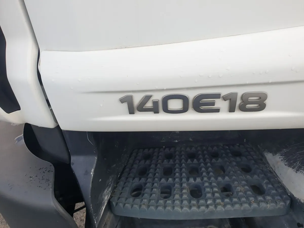 Iveco 140 E18 14 ton 3 way tipper (very low kms) - Image 4