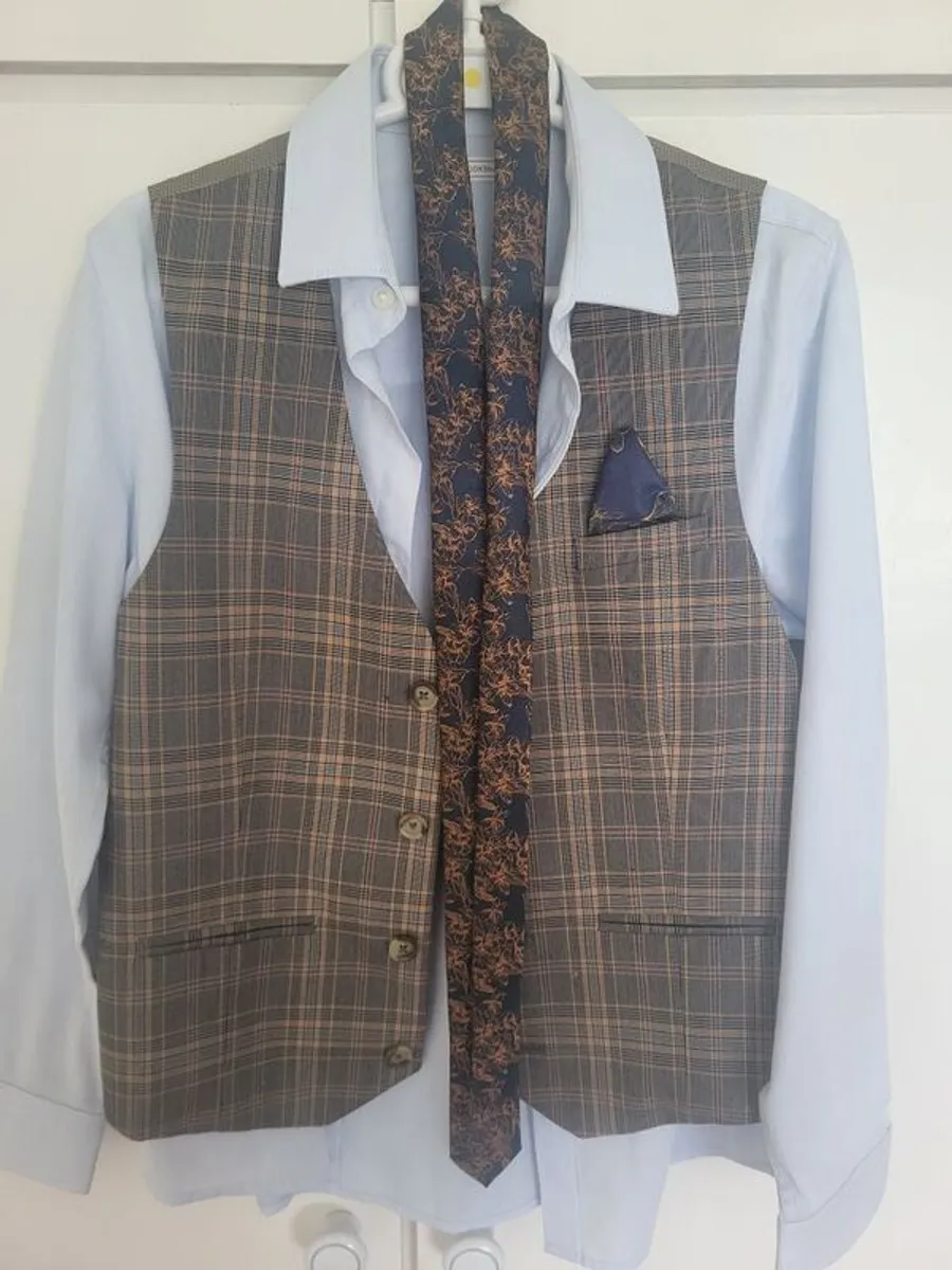 Waist coat boys - Image 3