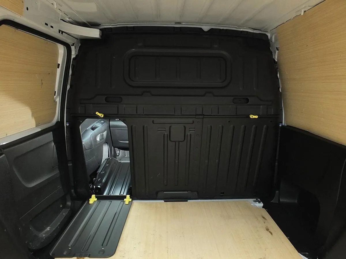2024 Citroen Berlingo Panel Van - Image 2