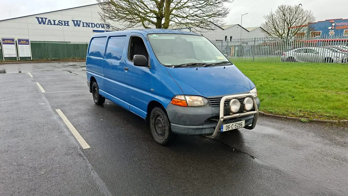Toyota hiace - Image 1