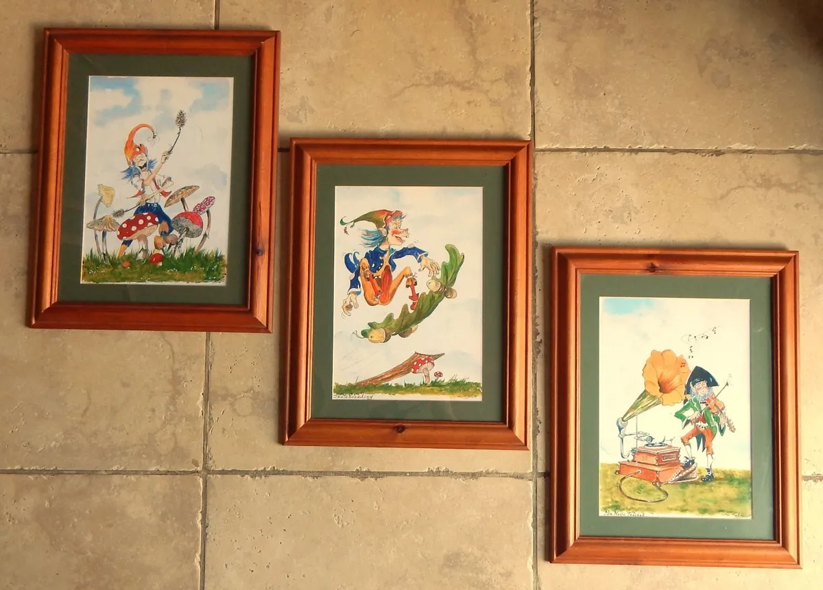 3 Large Framed Liam Kelly Prints - Image 1