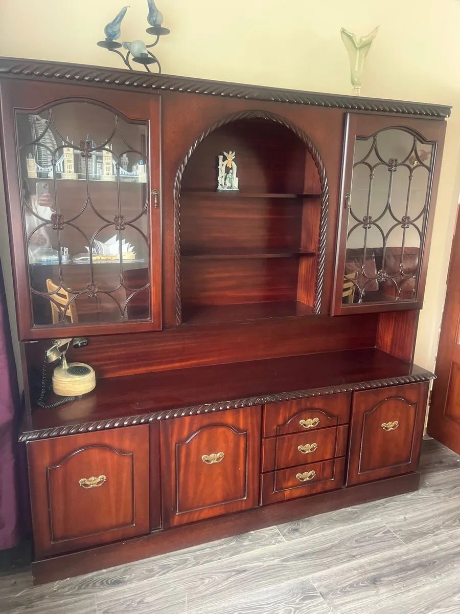 Mahogany cabinet - Image 2