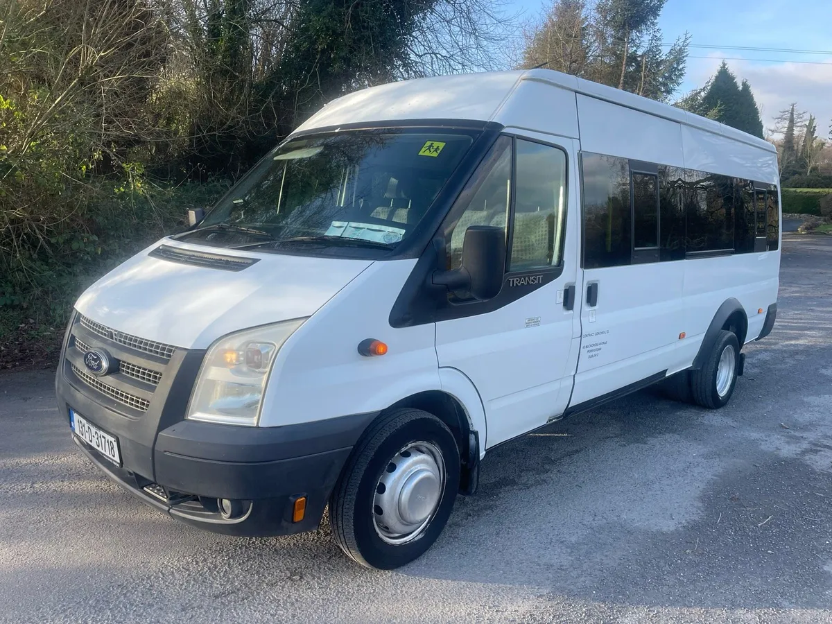 Ford Transit 2013 Mini bus 🚌 - Image 2