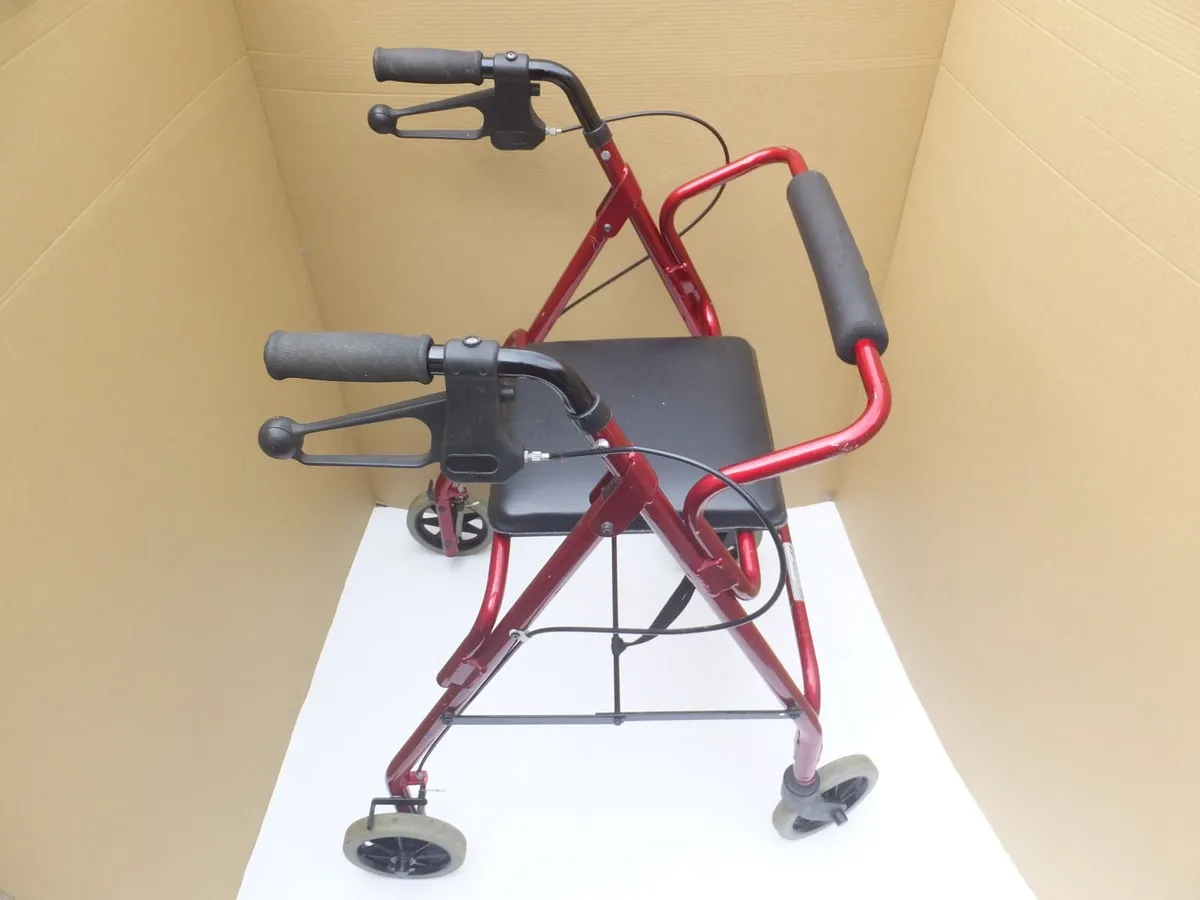 Mobility Rollator Walker + brakes - Image 4