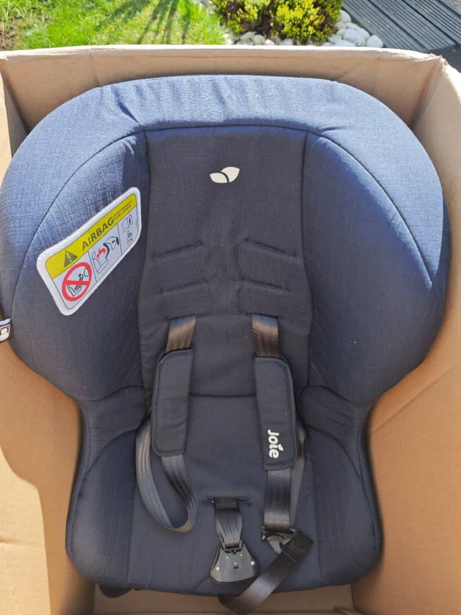 Car seat child seat group 0+/1 almost new 0-18kg - Image 4