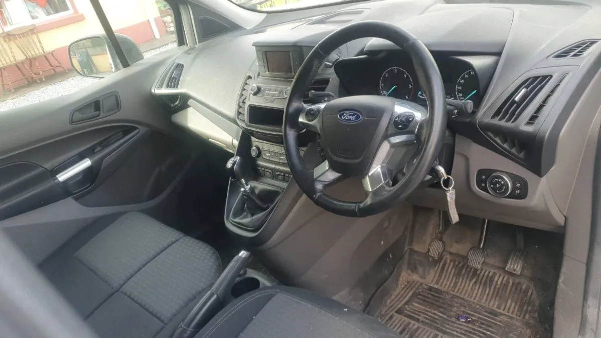 Ford transit  lwb - Image 4
