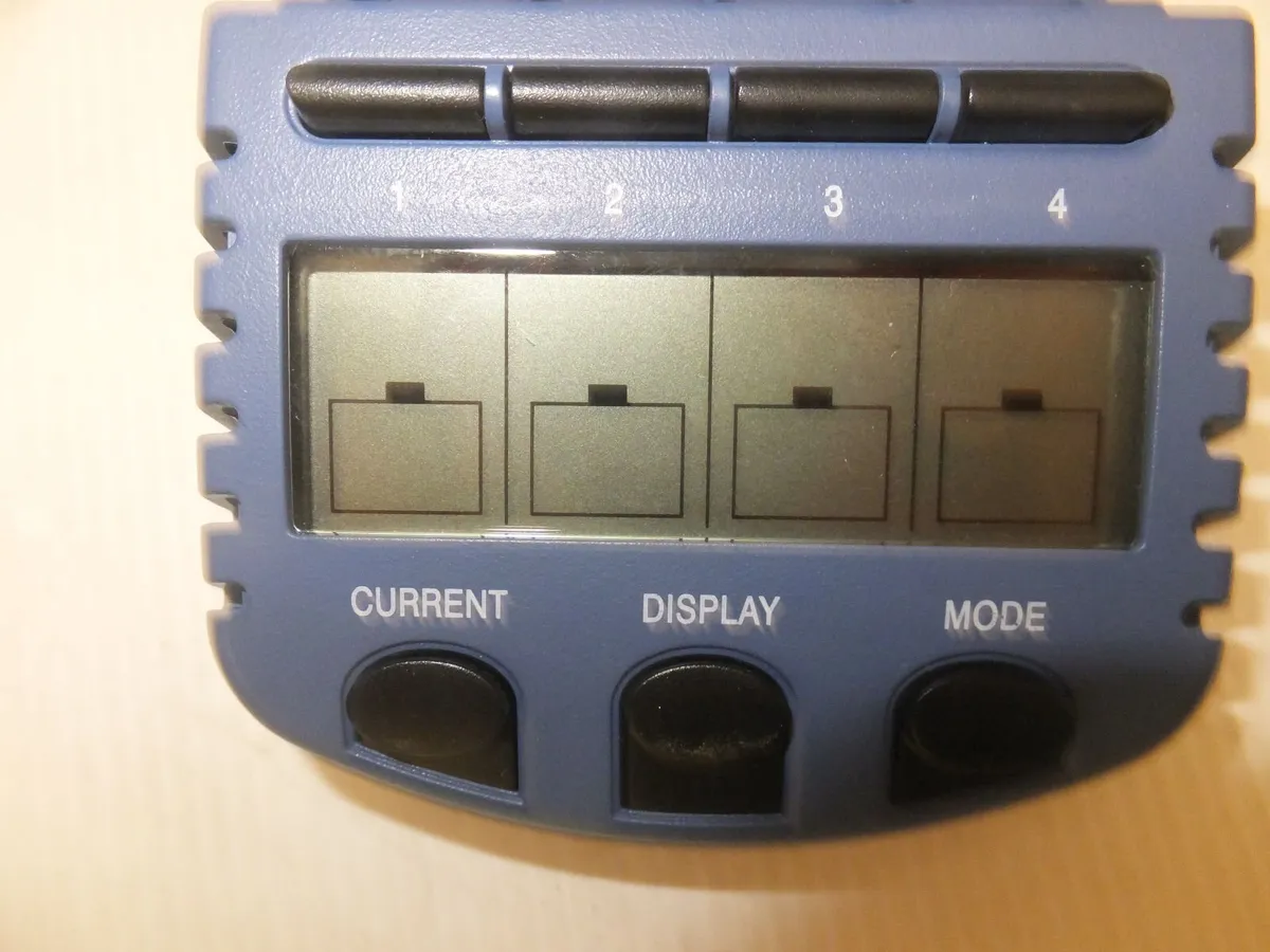 battery charger AA AAA - Image 3