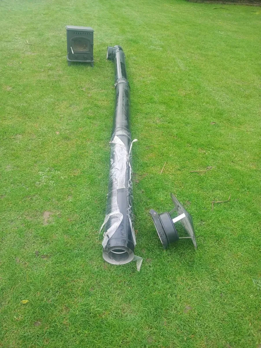 Chimney and stove - Image 1