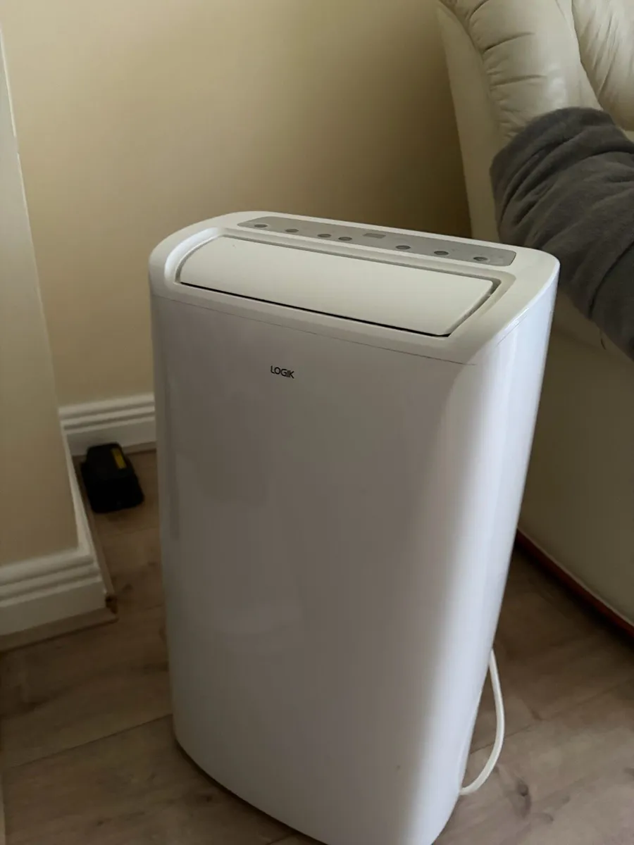 Logik dehumidifier - Image 1