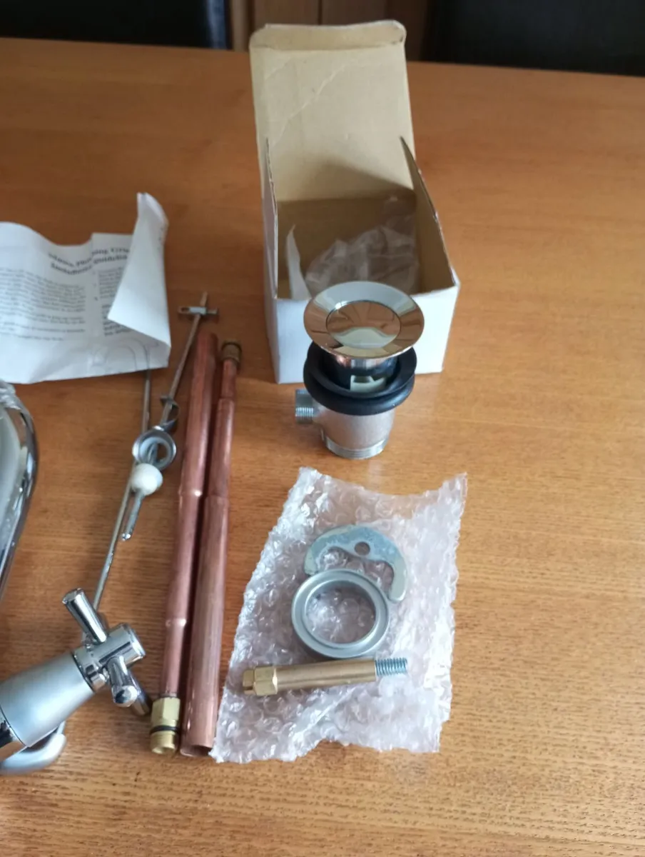 Mixer tap for bathroom - Image 2