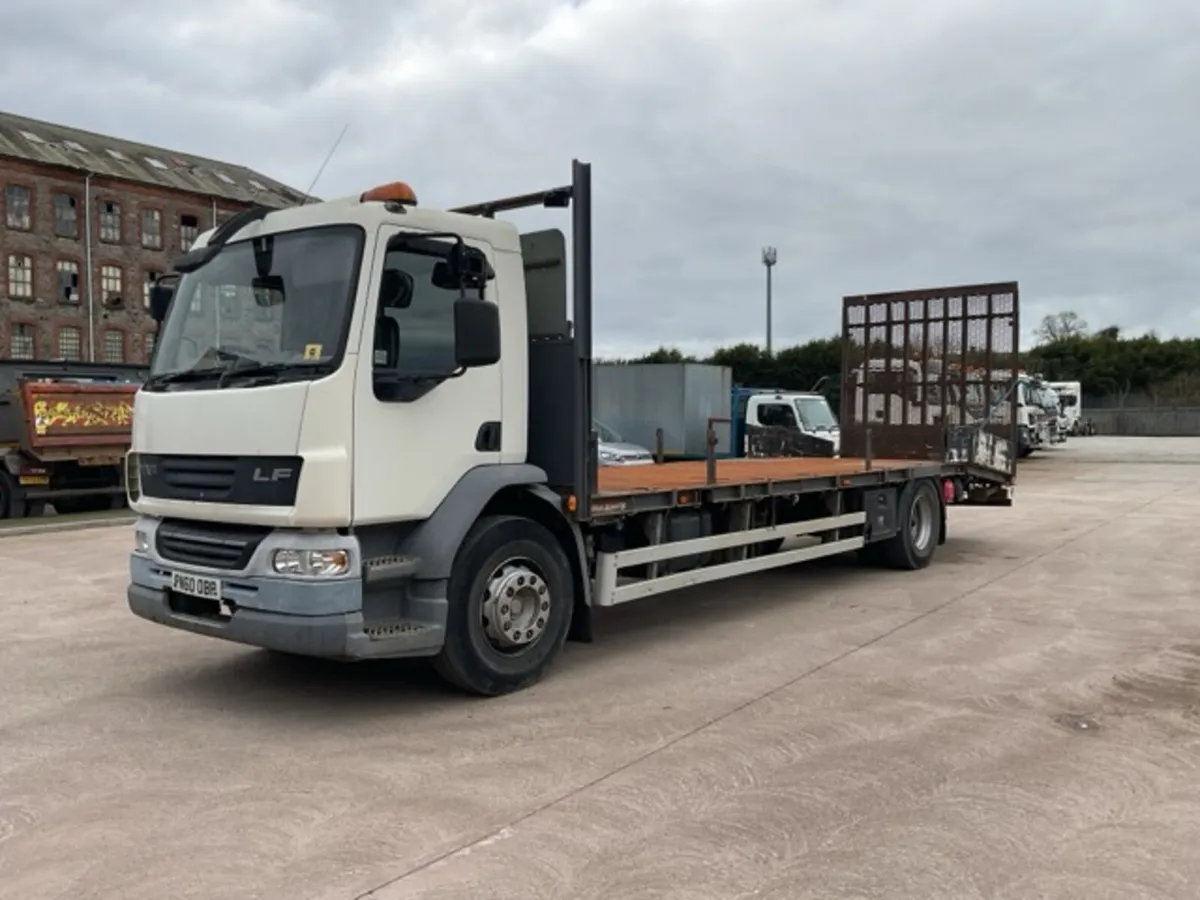 2010 DAF LF55.220 4x2 Beavertail - Image 3