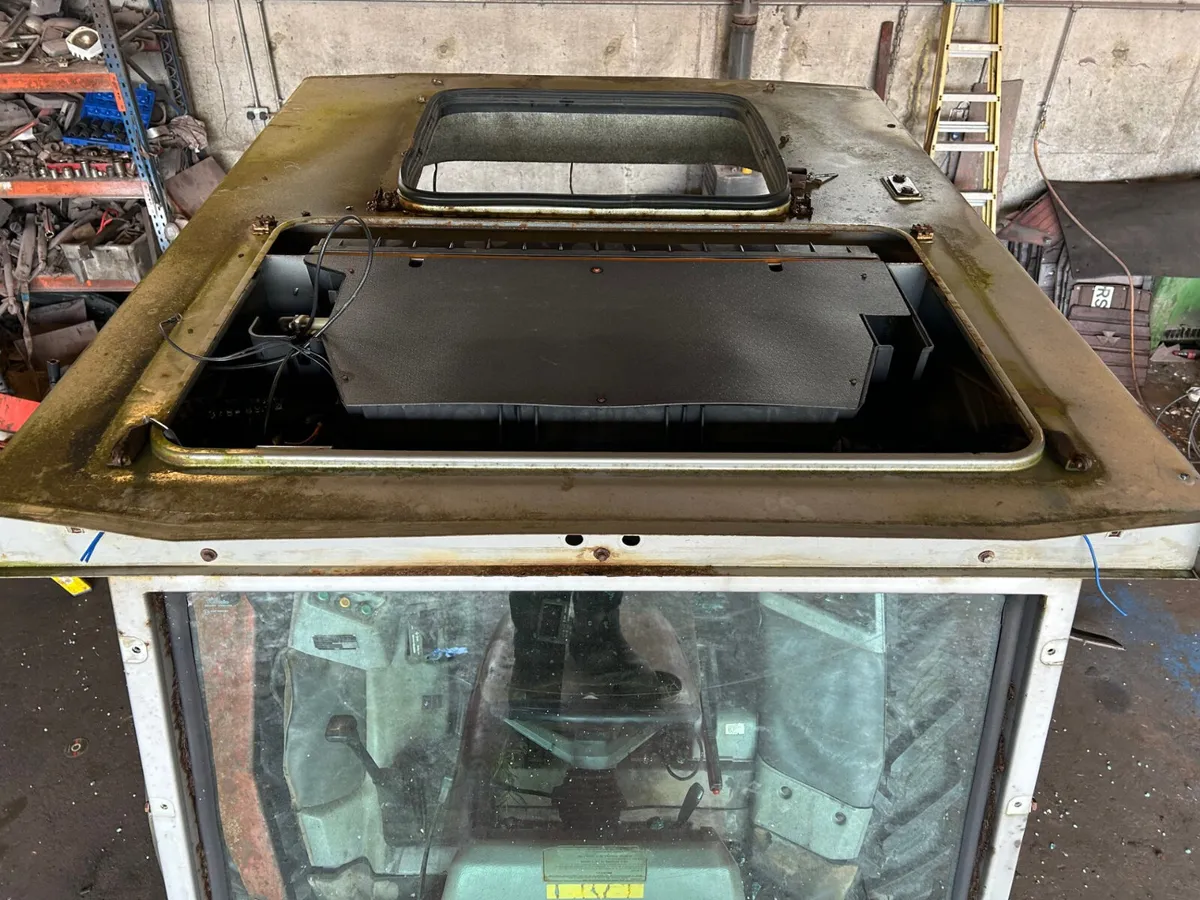 MF 3000 Series Roof Lid - Image 2
