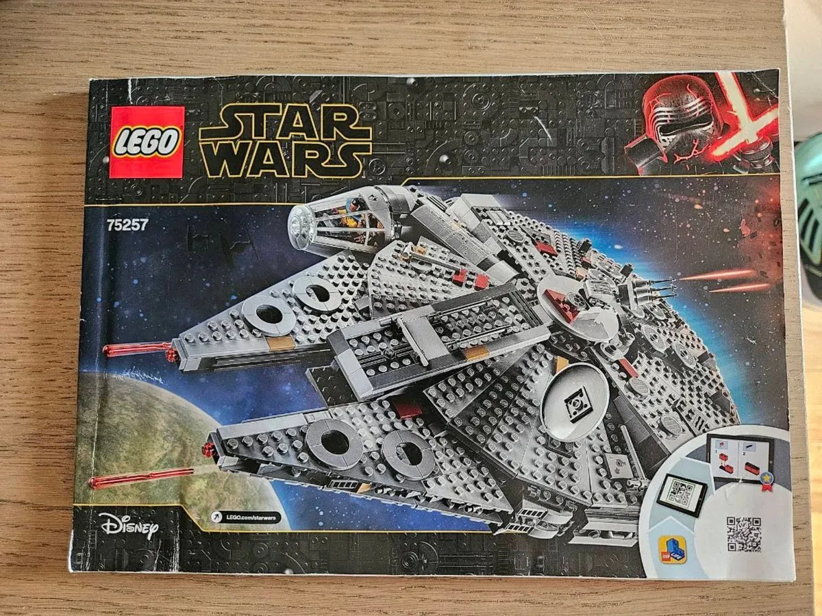 Lego star wars millenium falcon 75257 - Image 2