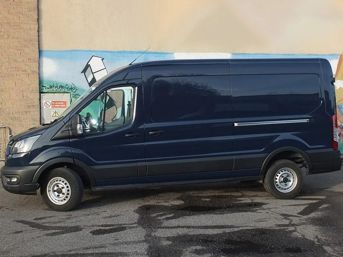 2023 Ford Transit Medium Roof Panel Van - Image 4