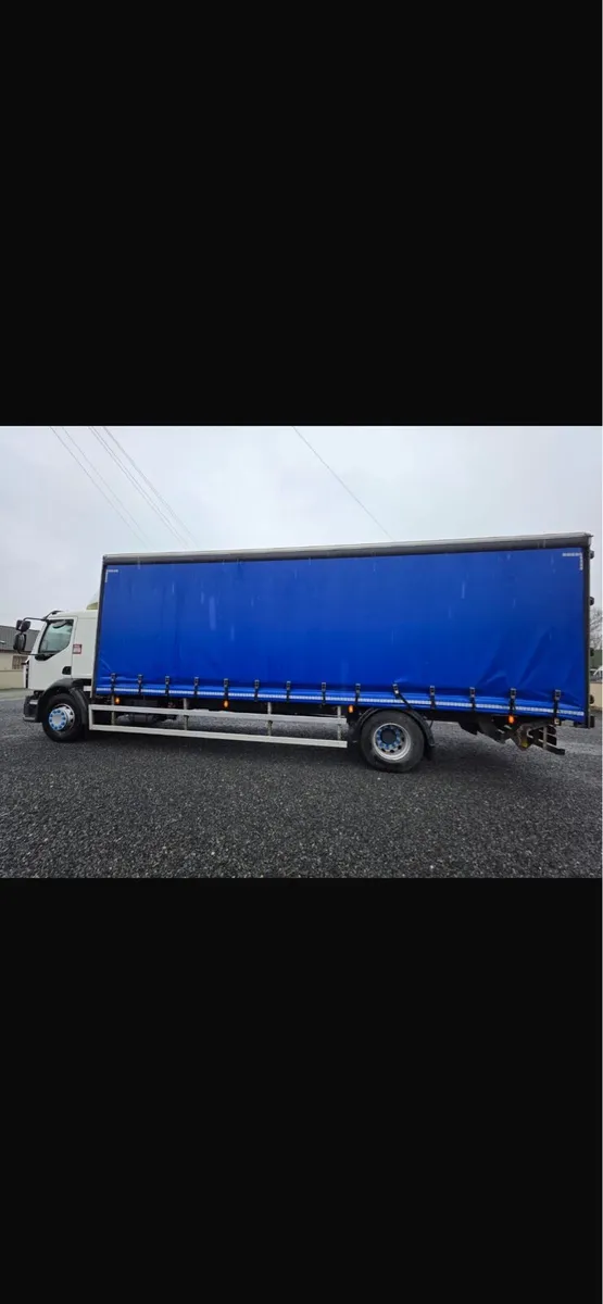 Renault d18 curtainsider - Image 3