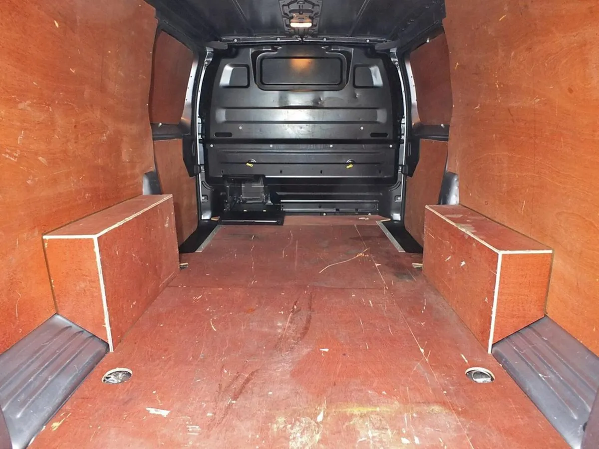 2022 Peugeot Expert Panel Van - Image 1