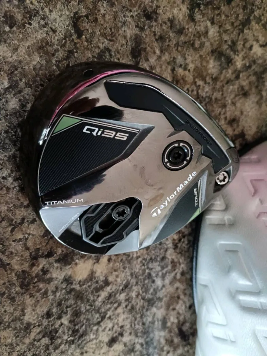 Taylormade Qi135 Tour 3 Wood Head. New. - Image 3