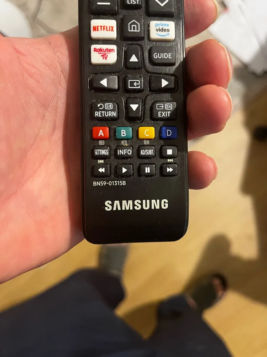 Samsung 32” Smart TV (T4300) – Fully Workingp - Image 4