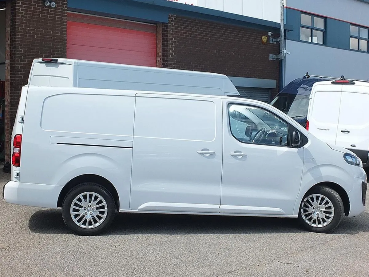 2023 Vauxhall Vivaro Panel Van - Image 3