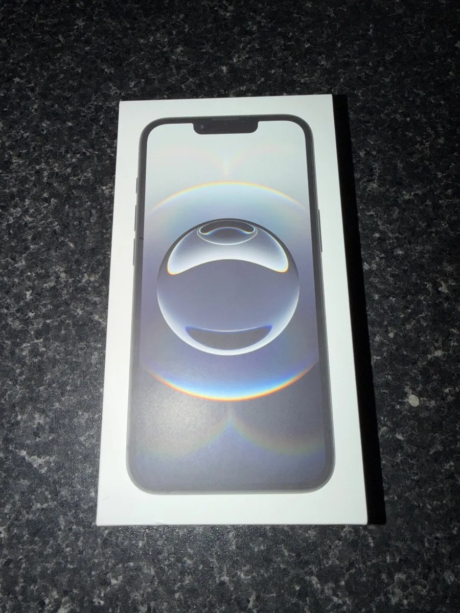 iPhone 16E - Image 1