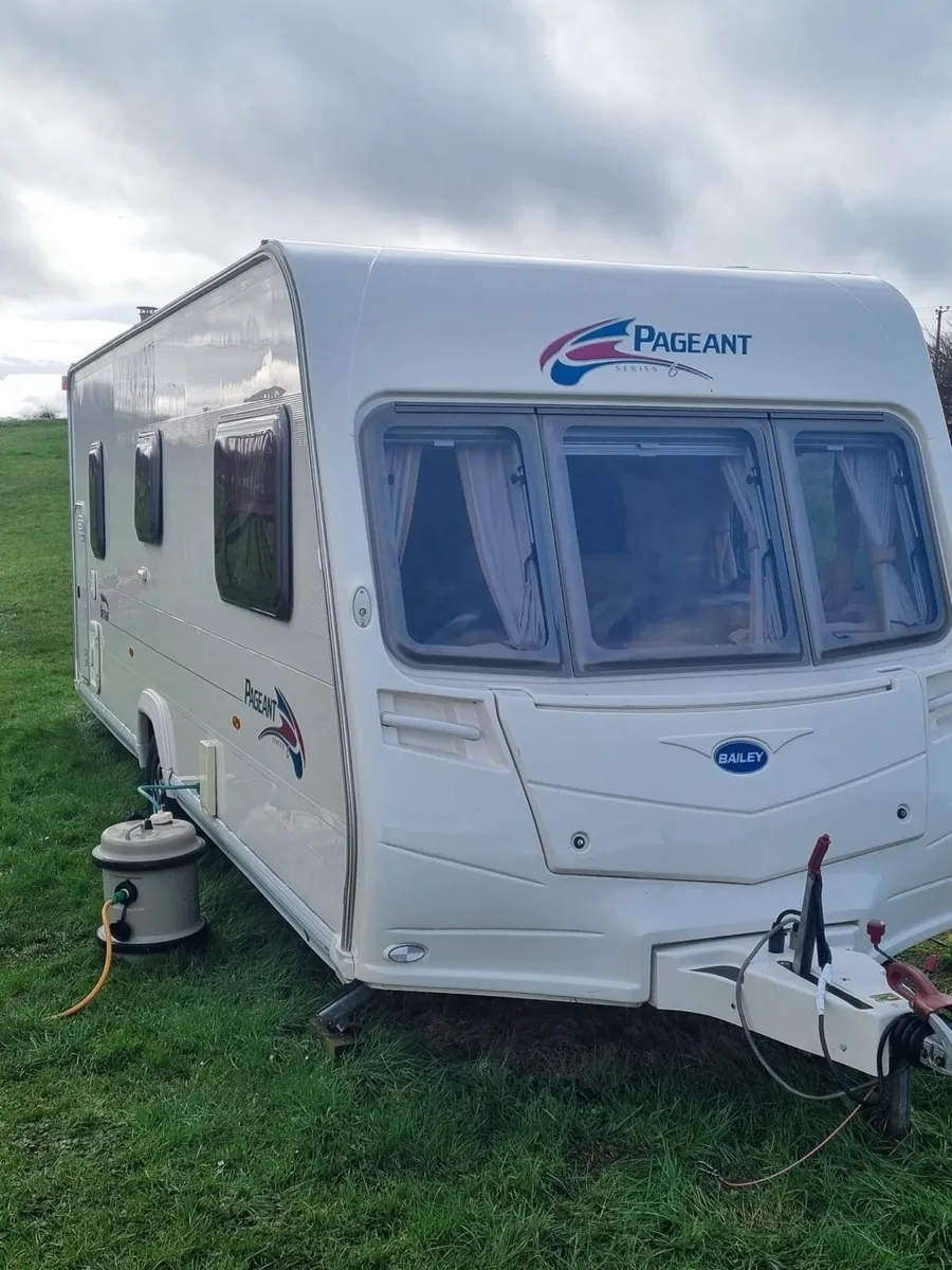 Touring Caravan - Image 1