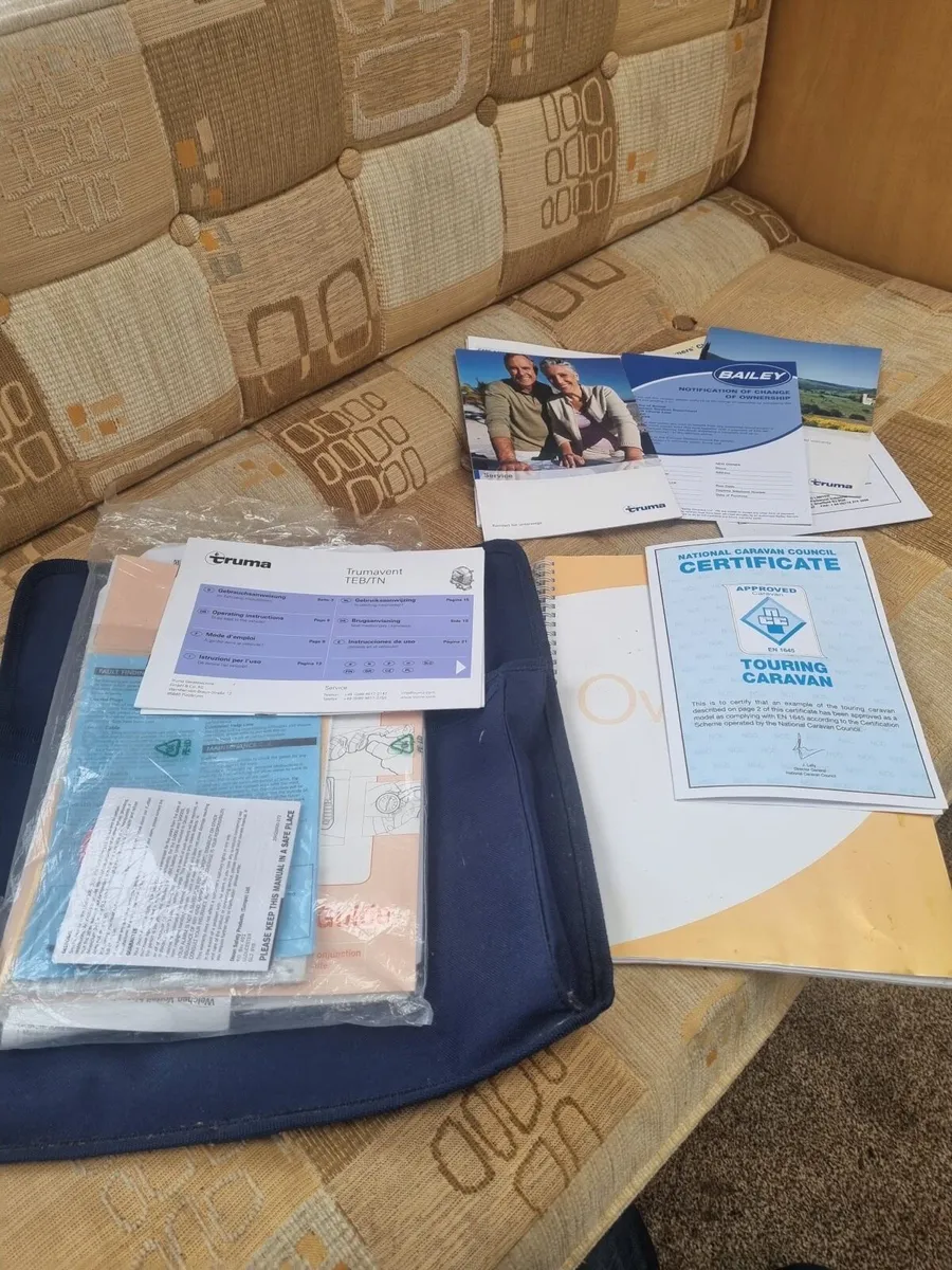 Touring Caravan - Image 4