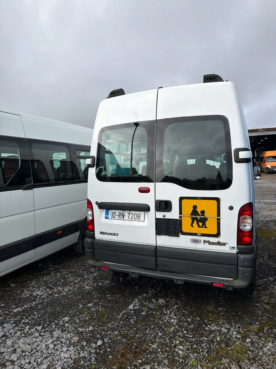 Renault Master - Image 2