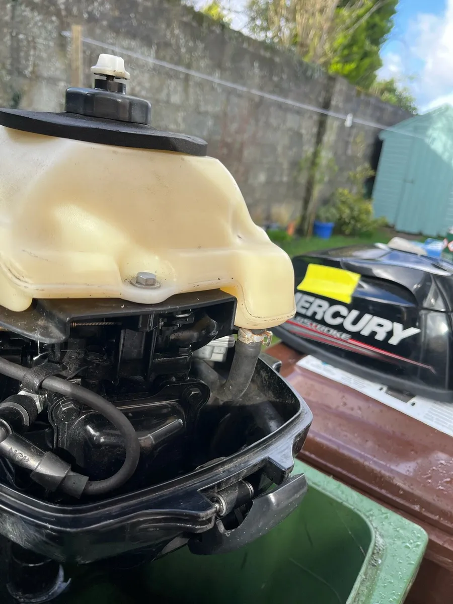 Mercury four stroke 2.5 short shaft. - Image 4