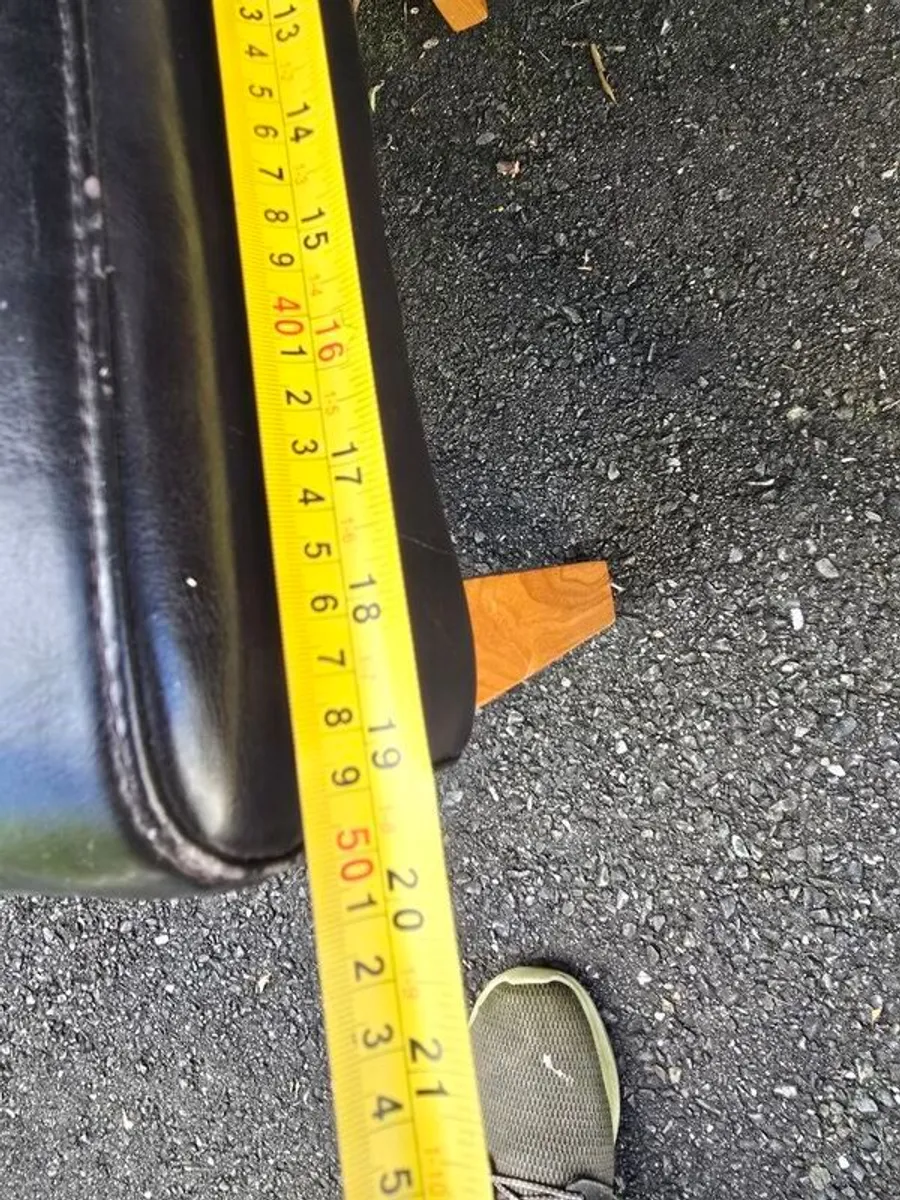 8 x Tuscan Dining Chairs - Image 3