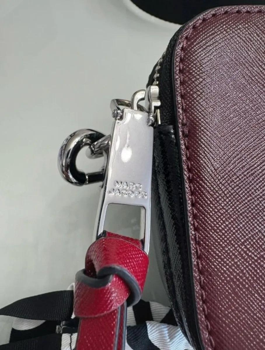 Marc Jacob's The Snapshot bag . Mint condition! - Image 4
