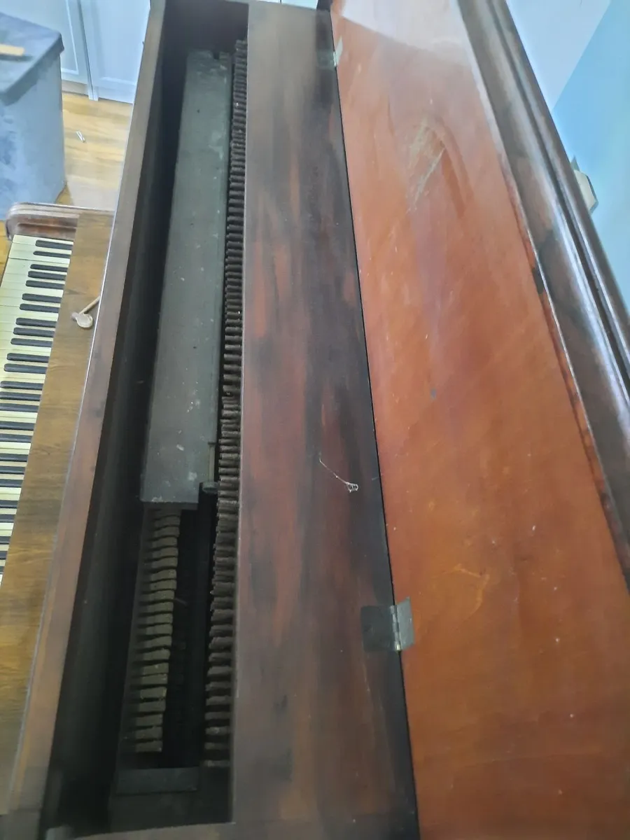 Piano - Image 4