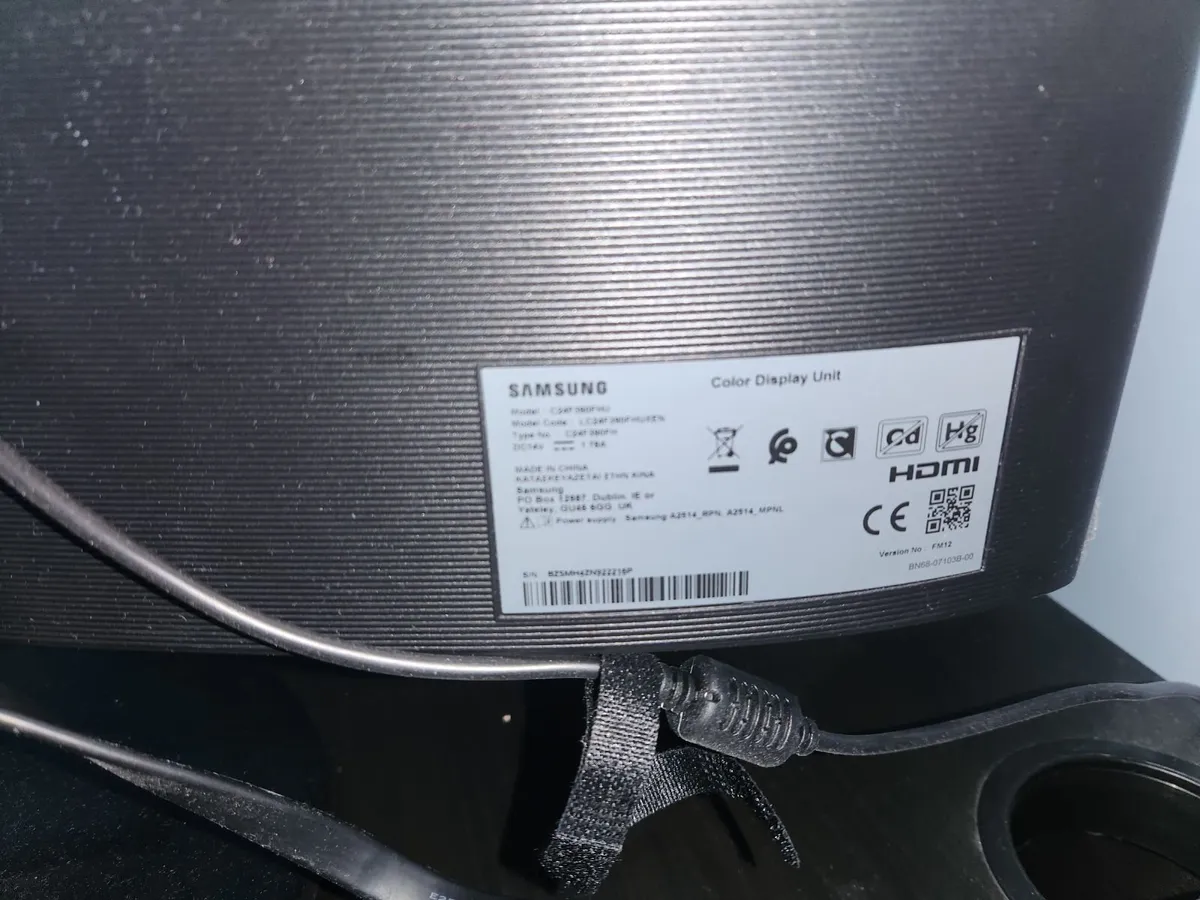 Samsung 24" C24F390 Full HD FreeSync Curved Gaming - Image 3