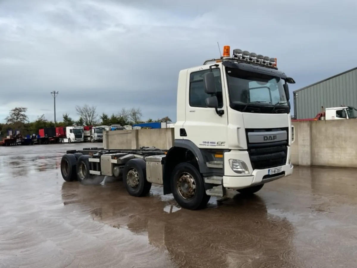 2017 DAF CF400 8x4 Chassis Cab - Image 1